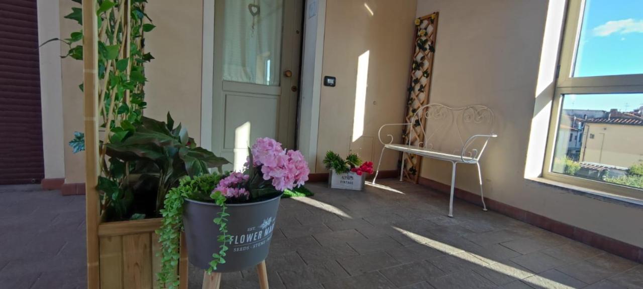 Il Tetto Dei Sogni Apartment Пистоя Екстериор снимка